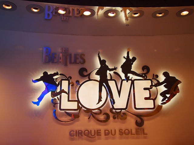 ビートルズのLOVE